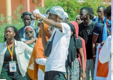 Le "Supérieur" conditionne tout contact avec les syndicats estudiantins par leur conformité aux dispositions légales et administratives